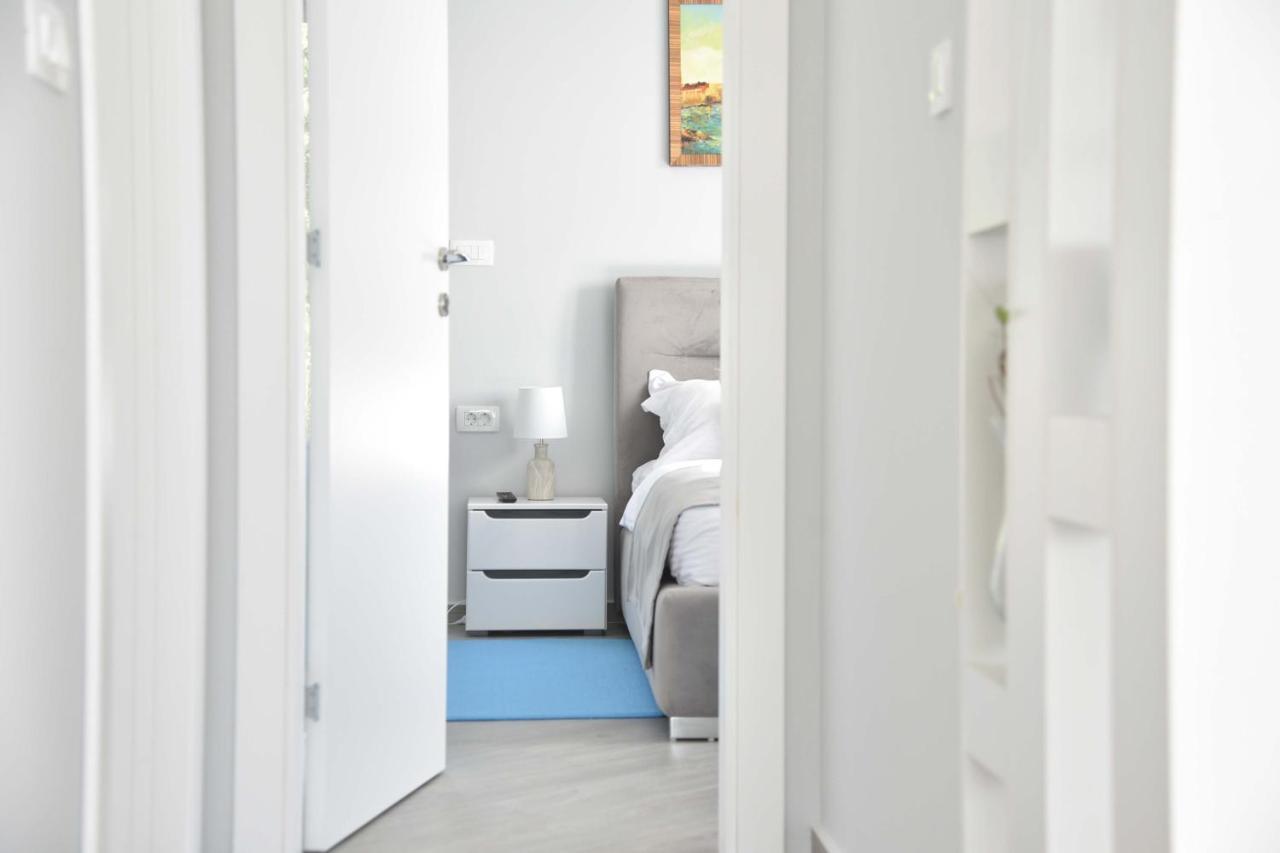 Verbalj Apartment With Swimming Pool Kotor Kültér fotó