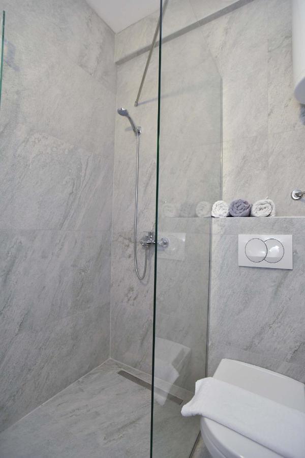 Verbalj Apartment With Swimming Pool Kotor Kültér fotó