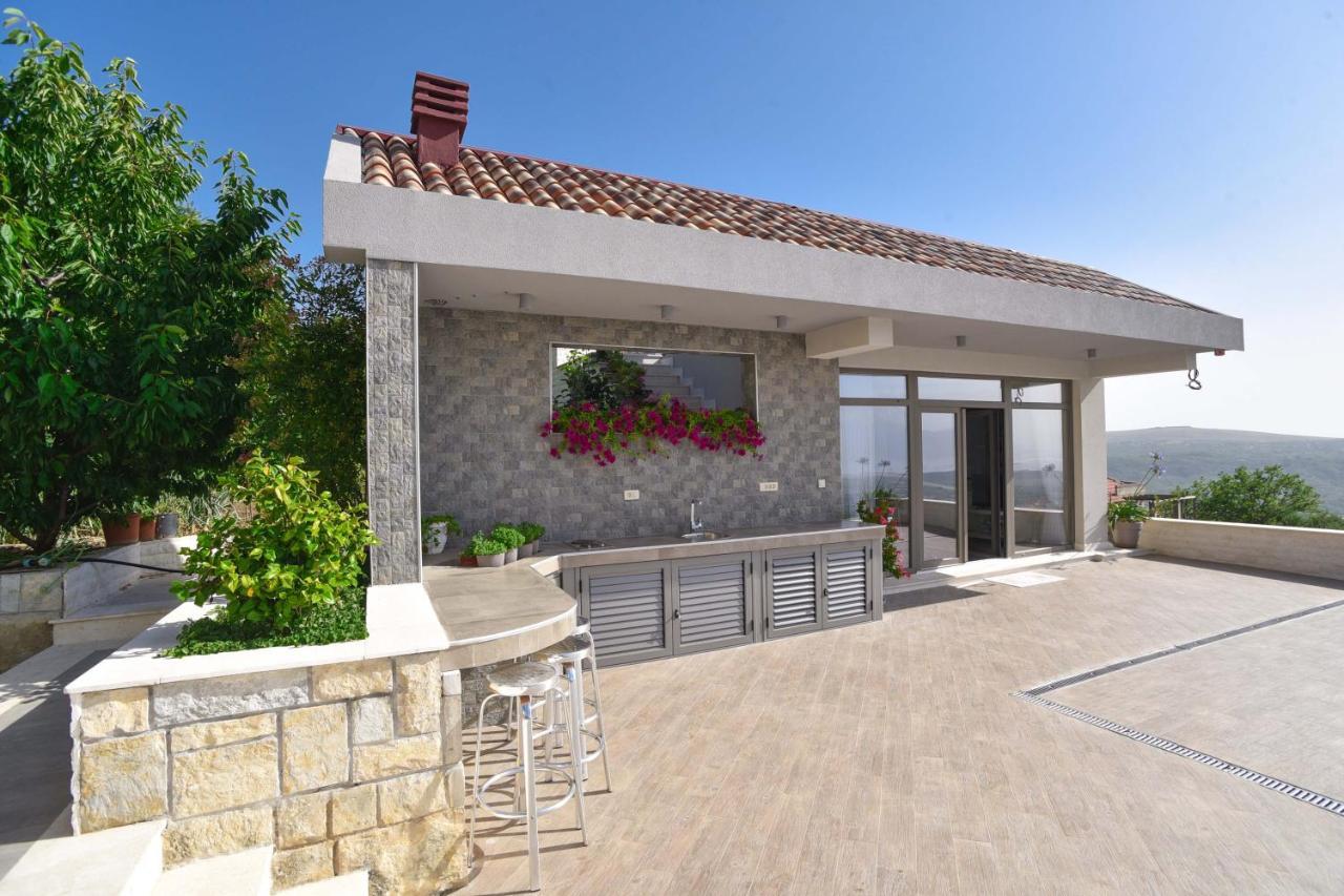 Verbalj Apartment With Swimming Pool Kotor Kültér fotó