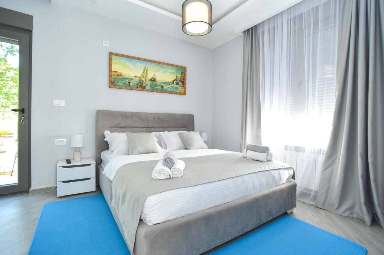 Verbalj Apartment With Swimming Pool Kotor Kültér fotó